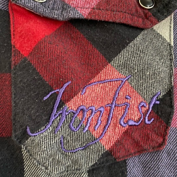 Iron Fist Vintage Embroidered Purple Plaid Women’s Button Down Shirt Y2K Size M - Picture 3 of 9